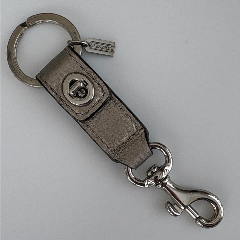Coach Trigger Snap Bag Charm metallic silver double turnlock keychain Y2K ring - Picture 11 of 13
